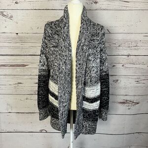 Gap Sweater Womens Small Black White Textured Blocked Milk Global‎ Cardigan